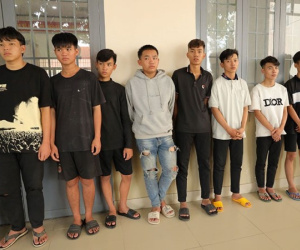 Bắt 45 thanh thiếu niên hỗn chiến vì một cô gái