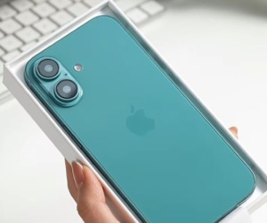 iPhone 16 tiếp tục lộ diện trước giờ ra mắt, sắc xanh lạ mắt!