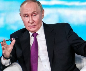 Ông Putin tuyên bố ủng hộ bà Harris tranh cử chức tổng thống Mỹ với ông Trump