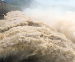 Thủ tướng: Chuẩn bị phương án xấu nhất có thể xảy ra với hồ Thác Bà