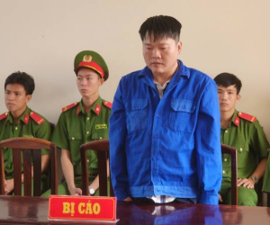Gã đàn ông 5 lần 'lên cơn điên' khi bạn gái bỏ đi
