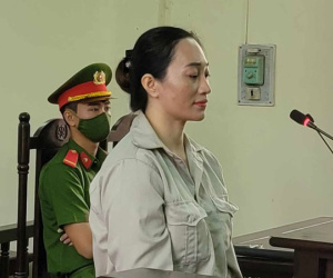 Cô đồng bổ cau xem bói 'đúng nhận, sai cãi' lĩnh 7 năm 3 tháng tù