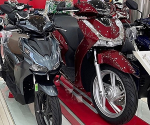 Giá xe máy Honda mới nhất giảm chưa từng thấy, SH, Air Blade dưới cả niêm yết, Vision rẻ bất ngờ