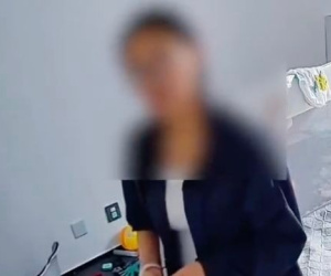 Nghe thấy tiếng đàn ông nói chuyện dù trong nhà chắc chắn không có ai, người phụ nữ 'dựng tóc gáy' khi biết sự thật