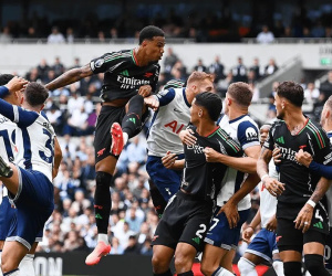 Cựu cầu thủ chỉ ra điều sẽ khiến Arsenal vượt Man City để vô địch Premier League