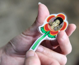 Thầy Nguyễn Xuân Khang nhận ‘nuôi’ đến năm 18 tuổi tất cả trẻ thoát nạn vụ lũ quét Làng Nủ