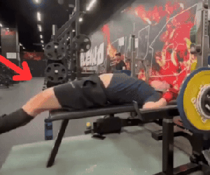 Video: Người đàn ông bị thanh tạ 104kg đè vào cổ đến suýt chết do mắc lỗi 'muôn thuở' của dân tập gym