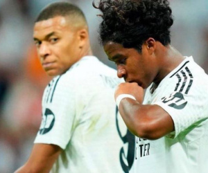 Mbappe khó chịu ra mặt khi Endrick tạo sử với Real Madrid ở Cúp C1