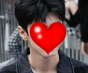 Phim vừa chiếu đã leo top 1 rating cả nước, nam chính là cực phẩm nhan sắc được cả showbiz chống lưng