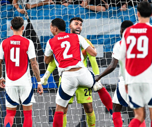 David Raya giúp Arsenal thoát thua Atalanta trận ra quân Cup C1