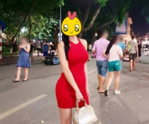 'Mỹ nhân hot nhất phố đi bộ Hà Nội' đổi đời sau khi lấy chồng đại gia nhưng phải từ bỏ 1 thứ!