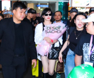 Hot: Park Bom (2NE1) đổ bộ Tân Sơn Nhất, khoe vóc dáng không nhận ra!