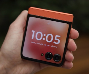 Motorola chuẩn bị ra mắt phiên bản điện thoại nắp gập Razr giá rẻ 12 triệu đồng