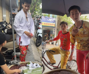 Ông chồng phụ vợ bán xôi viral cõi mạng vì outfit đi làm