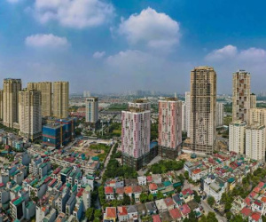 Cõng gần tỷ ‘tiền chênh’, nhà đất bị đẩy giá tăng cao chóng mặt