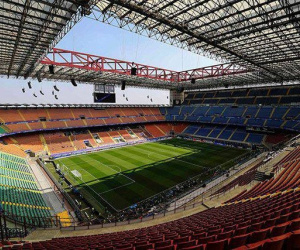 San Siro bị tước quyền đăng cai chung kết Champions League
