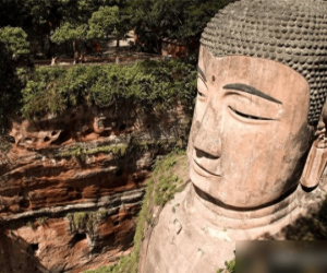 Bí ẩn 'nước mắt Đức Phật' của tượng Phật khổng lồ Leshan: Hiện tượng khoa học hay truyền thuyết?