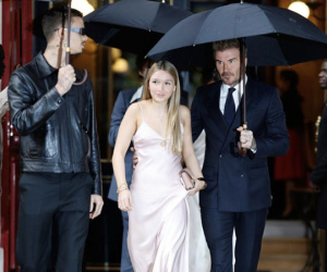 Tiểu thư Harper nhà Beckham chiếm sóng truyền thông, lấn át cả bố mẹ, thay đổi ra sao so với lần đầu dự show thời trang vào hơn 10 năm trước?
