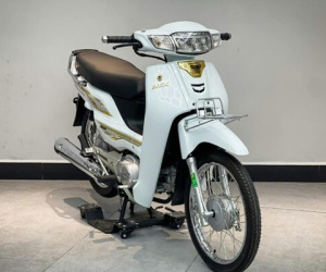Cận cảnh Honda Dream 2025 hơn 100 triệu đồng tại Việt Nam