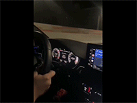 Phóng xe với tốc độ hơn 300km/h, Audi RS5 nhận 'kết đắng' khi gặp xe tải đang chuyển làn