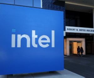 Vị thế của Intel tụt dốc không phanh