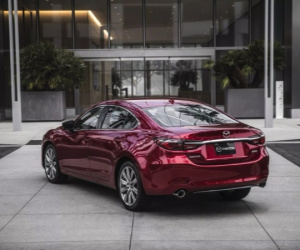 Mazda bị khách hàng kiện tập thể vì một tính năng hay dùng vào mùa lạnh