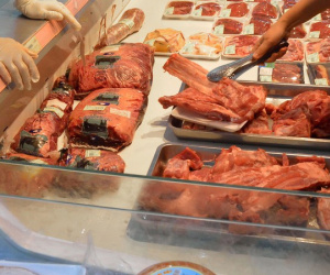 Ngăn chặn hơn 1.300 tấn thịt nhiễm Salmonella vào Việt Nam