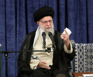 Điều ít biết về cuộc đời lãnh tụ tối cao Iran Ali Khamenei