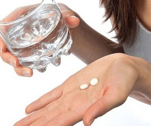 Người phụ nữ suýt mất mạng sau khi uống thuốc phá thai mua trên mạng