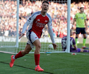 Arsenal, Man City ngược dòng thắng đậm trên sân nhà