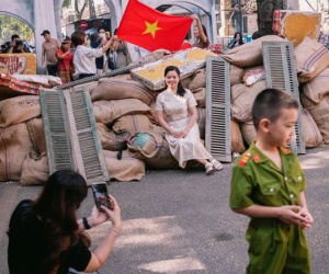 Hà Nội những ngày này: Ai cũng được sống trong ký ức hào hùng của tháng 10 lịch sử