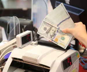 Giá USD ngân hàng có diễn biến bất ngờ