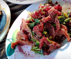 Chính phủ Thái Lan khẩn trương kêu gọi người dân và du khách cảnh giác với 1 thực phẩm phổ biến vừa khiến 12 người thiệt mạng, 149 người bị điếc