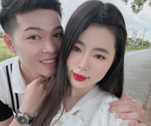 Cặp đôi 2k1 yêu xa 4 năm, dạm ngõ sau 10 ngày gặp mặt