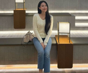 Doãn Hải My hút 2,6 triệu view khi hóa gái xinh tri thức, khoác túi hàng hiệu cùng Đoàn Văn Hậu thăm thư viện lớn nhất Hàn Quốc