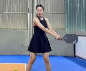 Gia nhập Pickleball muộn, hot girl Trâm Anh để lại điểm nhấn