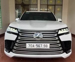 Lexus LX600 cũ của đại gia miền Tây bán đắt hơn xe 'đập hộp'