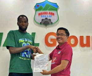 Cầu thủ kiện HAGL lên FIFA: Bị tố cáo vu khống, công an triệu tập gấp