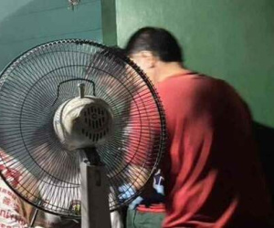 Bạn gái bị lừa tiền, nửa đêm người đàn ông mở cửa phòng ngủ thì thảng thốt với cảnh tượng trước mắt