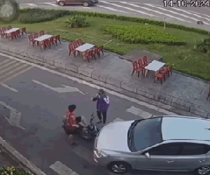 Điều khiển ô tô vào đường ngược chiều gây va chạm, tài xế hành hung người đi đúng luật