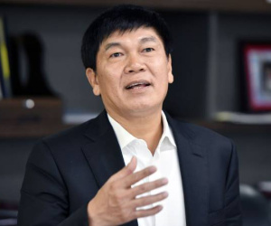 10 tỷ phú USD Việt Nam: Ông Trần Đình Long vững chân top đầu?