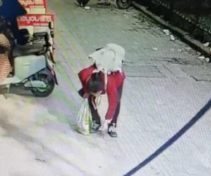 Người phụ nữ nhặt được chiếc vòng cổ hơn 600 triệu đồng, khi đem trả thì bị mắng té tát: Đâm đơn kiện lại bị bác bỏ vì lý do không ai ngờ