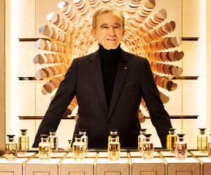 Nước mắt của Bernard Arnault: Từ người giàu nhất thế giới đến tỷ phú mất nhiều tiền nhất năm, bốc hơi 37 tỷ USD chỉ vì Trung Quốc, liệu hàng xa xỉ có hết thời?