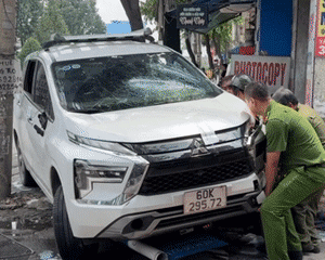 Hai nhóm thanh niên nổ súng, truy đuổi nhau trên đường phố ở Đồng Nai