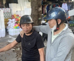 Bắt người đàn ông phá két sắt trộm vàng