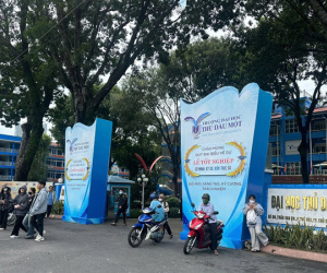 Trường ĐH Thủ Dầu Một trả lại 37 tỷ thu học phí sai cho sinh viên