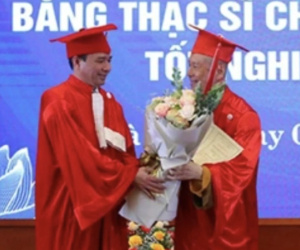 Có đặt trách nhiệm hình sự vụ ông Vương Tấn Việt dùng bằng giả?