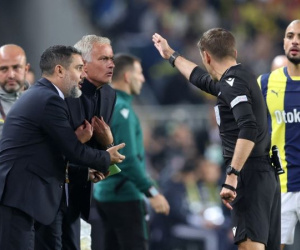 Mourinho mỉa mai trọng tài, nhấn mạnh bị xử ép khi gặp lại MU