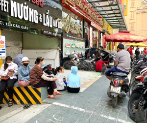 Đi khắp Hà Nội không mua nổi 1 chỉ vàng nhẫn để mừng cưới