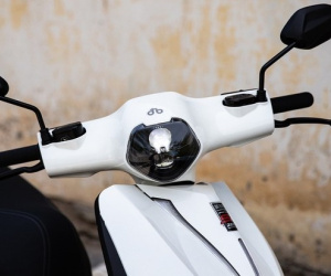 Startup đến từ Đà Nẵng ra mắt xe máy điện 'đi xa nhất Việt Nam': 285km/sạc, có tính năng chưa từng thấy